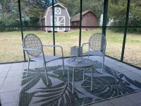 Charming 2-bedroom house in Warner Robins with WiFi and AC