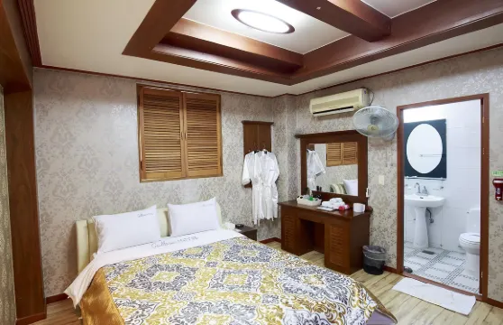 畫廊好住汽車旅館