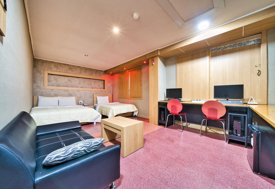 모던한 객실 조명