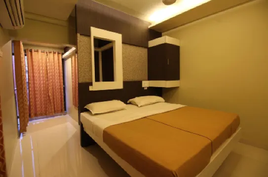 Hotel Sham Suman, Kolhapur- Opposite to Mahalaxmi Temple