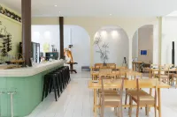Lanna Bali KumnunTuo Hotels in Mueang Phichit District