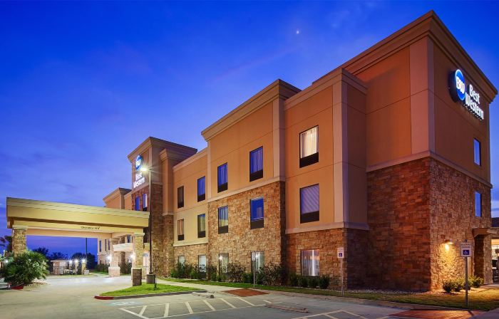Best Western Bastrop Pines Inn