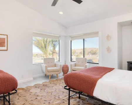 Lava Rocks by AvantStay Gorgeous Desert Haven w Pool Hot Tub Fire Pit Ping Pong 絲蘭谷酒店