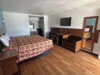 Spanish Trails Inn Hotels in Lancaster