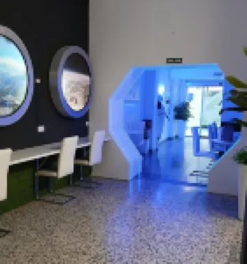 Capsule Inn Valencia Hostel