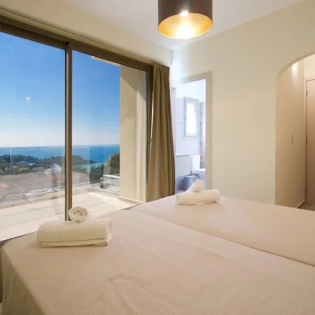 Villa Lassi Fos Large Private Pool Walk to Beach Sea Views A C Wifi - 3056
