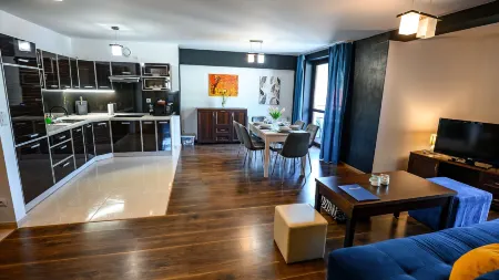 Sun & Snow Centrum Piłsudskiego Отели в г. Nowosadecki