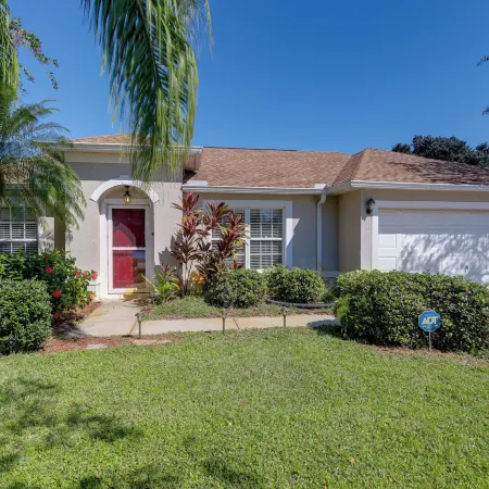 Bright Titusville Retreat w/ Lanai - Wfh Friendly!