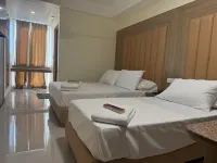 GURU CHITRA Hotels in der Nähe von Thiruchendur Murugan Temple