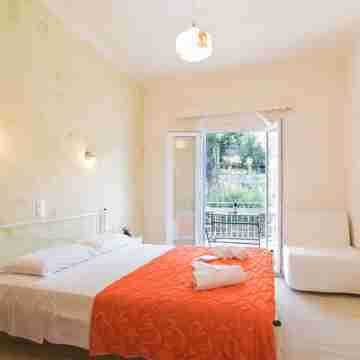 Aristides Studios Rooms