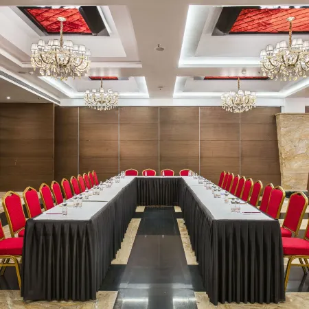 Hotel Satkar Grande