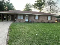 The 'Serene' Retreat has everything you need. You will feel like this is HOME! Hotels in Greenville