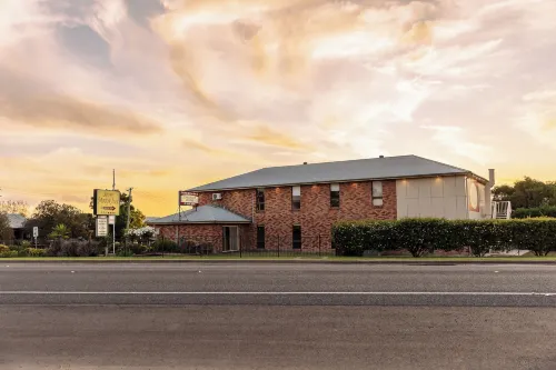 Scone Motor Inn & Apartments Hotels in Scone