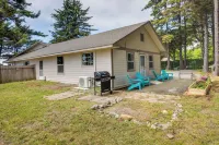 Oceanfront Smith River Cottage Beach Access!