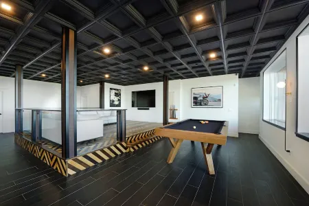 The Summit House - Private Upstate Estate with Unmatched Mountain Views