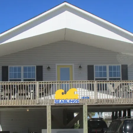 Enjoy an Uncrowded Beach, But Close to Shopping and Restaurants.