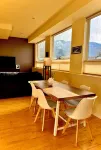 Spacious duplex unit with a stunning mountain view in Joseph ~~SAUNA~~ Hotels in Joseph