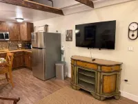 Cozy country Easy Peasy Hotels in Cane Beds