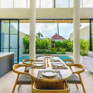 Seminyak Brand New 3-bedroom villa Perfect Location 5 mins to the beach Others