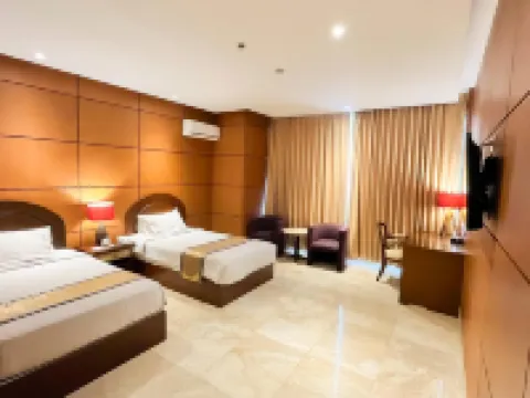 Royal Senyiur Hotel Hotels in Prigen