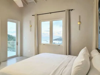 3BR Luxury Escape / Near Beach/With Workspaces Hotels near Guana Island