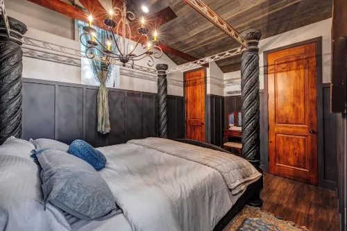 North Salt Lake Escape w/ Hot Tub and Claw foot Soaking Tub