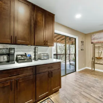 A&M Cabin-Pool Table Deck BBQ-10mins Kyle Field