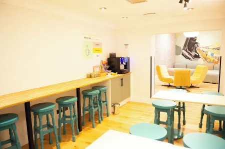 Garner Reading City Centre by IHG