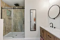 Peaceful cottage retreat near Saratoga Springs, Adirondacks & local lakes Hotels in Greenfield