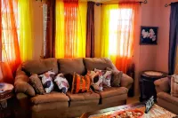 Sensational 2 Bedroom Getaway in Florence Hall - 3 estrellas