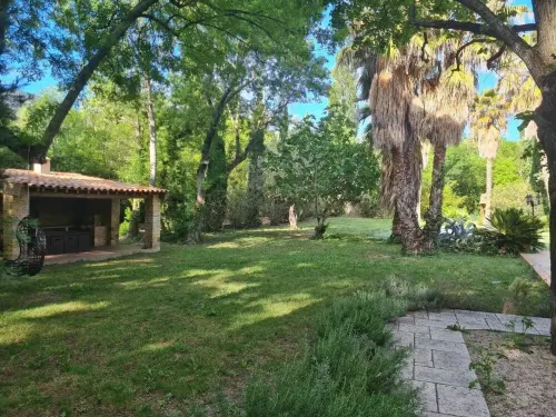 Innoasis Perruche apartment near beaches and calanques Hotels in Gemenos