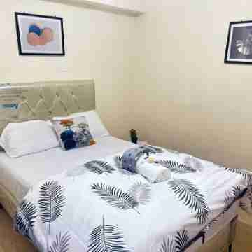 Three-Bedroom Apartment - High Floor Rooms