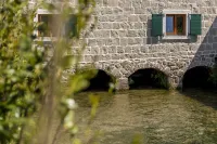 Villa Draga, Beautiful backyard paradise pool villa in Split-Dalmatia Hotel di Solin