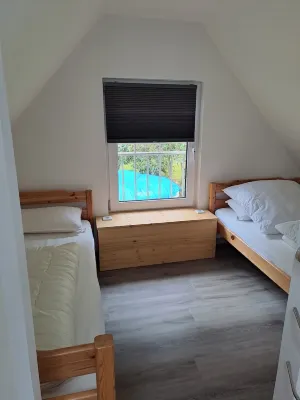 Vacation home Hirschturmblick- Cozy vacation home with terrace and playground Hotels in Dippoldiswalde