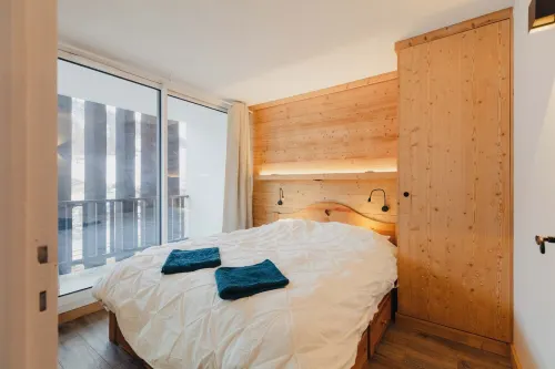 Blanche - newly renovated 2 bedroom 5 person apartment with great piste location