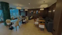 賽米特尼克斯酒店 - 早餐