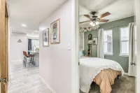 Wizards & Magic Themed 3-Bedroom House with WiFi, AC, Garage. Fits up to 10!