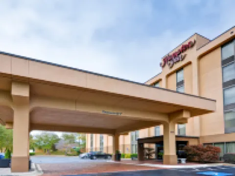 แฮมป์ตันอินน์ ชาร์ล็อต-แกสโทเนีย โรงแรมในแกสโตเนีย