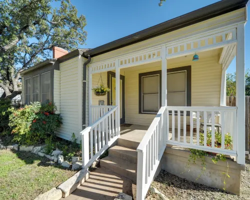 Pet-Friendly Brady Vacation Home Near Wineries! Hotels in Brady