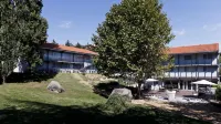Kyriad Lyon Sud - Sainte Foy Hotel di Oullins