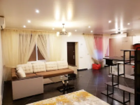 Entire First Level of Villa DT w/free WiFi and Parking