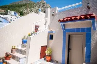 Bellevue House- -With terrace in the heart of the Medina