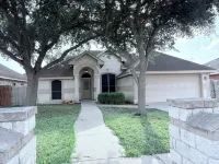 3 Bedroom with WiFi and AC in Weslaco