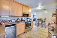 Centrally Located Hampton Home 6 Mi to Downtown! - parking
