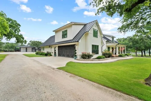 Luxury Farmhouse in Weatherford