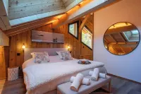 CHALET JERI 12Pers Swimming pool Jacuzzi Sauna ! South-facing chalet in Serre Chevalier