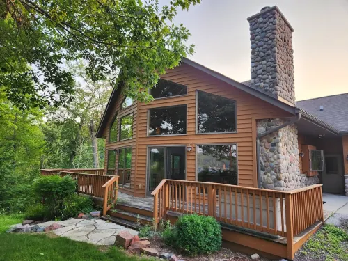 Large 3200 Sq Ft  4-bedroom house on Long Lake - Dundee