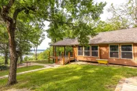 Idle Awhile Cabin on 36 Acres – Luxury Meets Historic Charm in the Ozarks