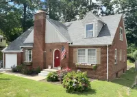 Fort Henry - Pool Table, Fire Pit, Prime Location in Kingsport Hotels near Exchange Place