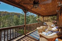 Private and Spacious Cabin with Hot Tub, Pool Table and Arcade